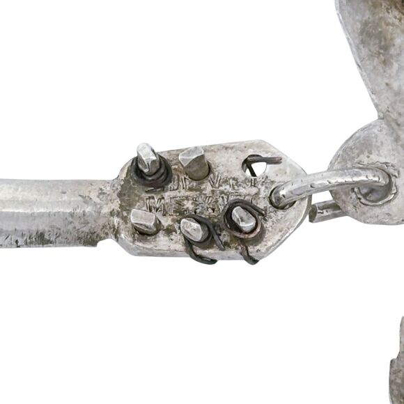 Vintage Mexican Sterling Silver 925 Bow and Guitar Dangle Pin Brooch - Picture 5 of 7